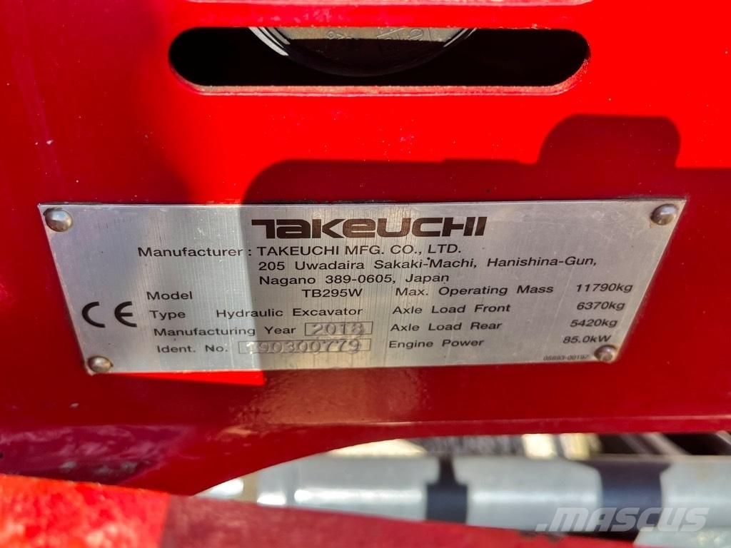 Takeuchi TB 295 W Kolesové rýpadlá