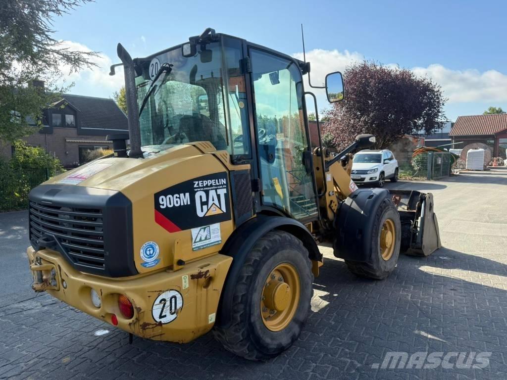 CAT 906M  1831h Kolesové nakladače
