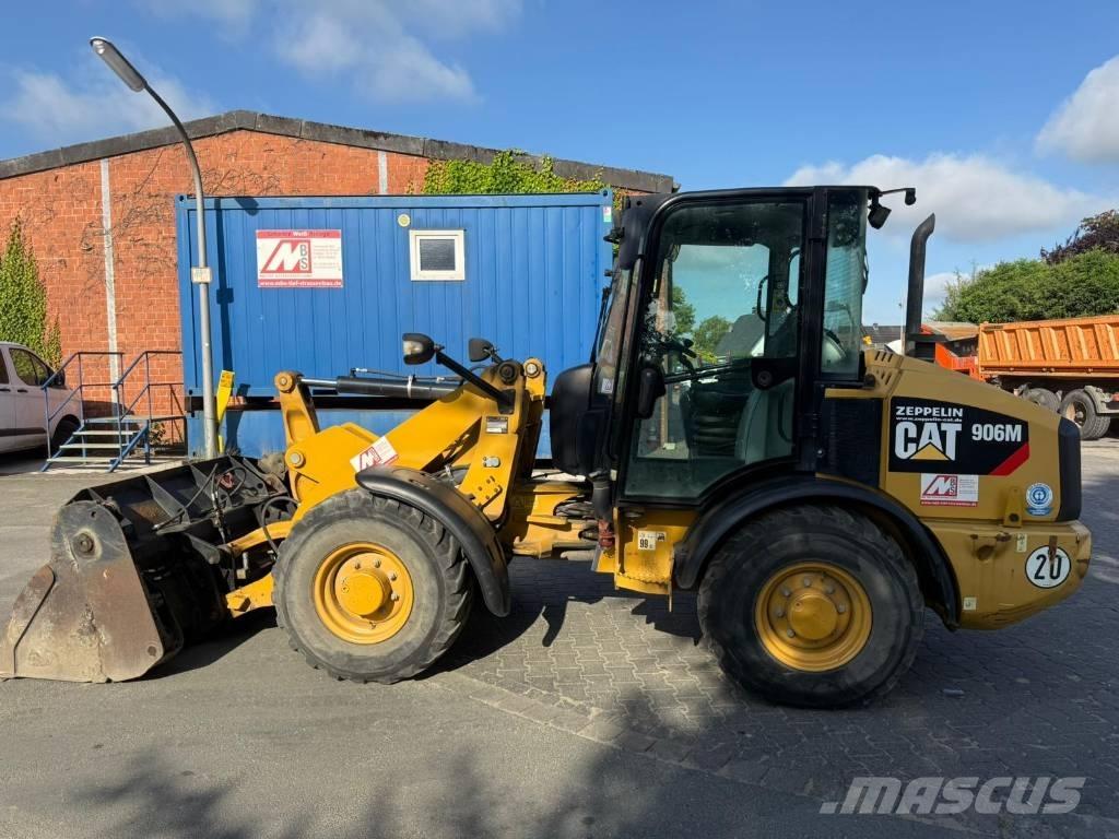 CAT 906M  1831h Kolesové nakladače