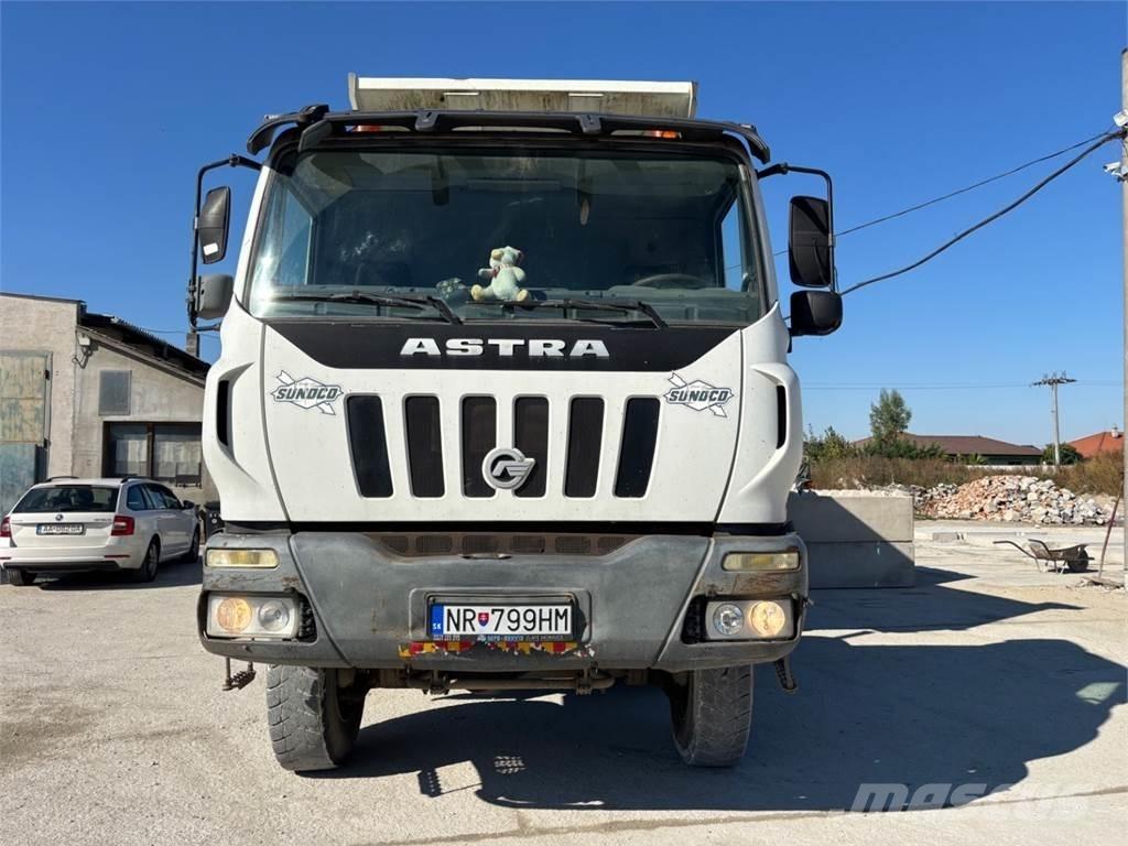 Astra HD8 8X6 Sklápače