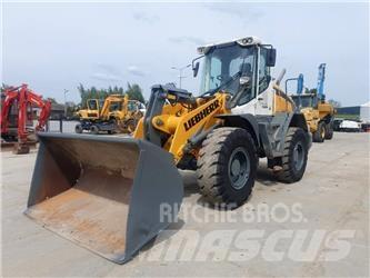 Liebherr L 524 Kolesové nakladače