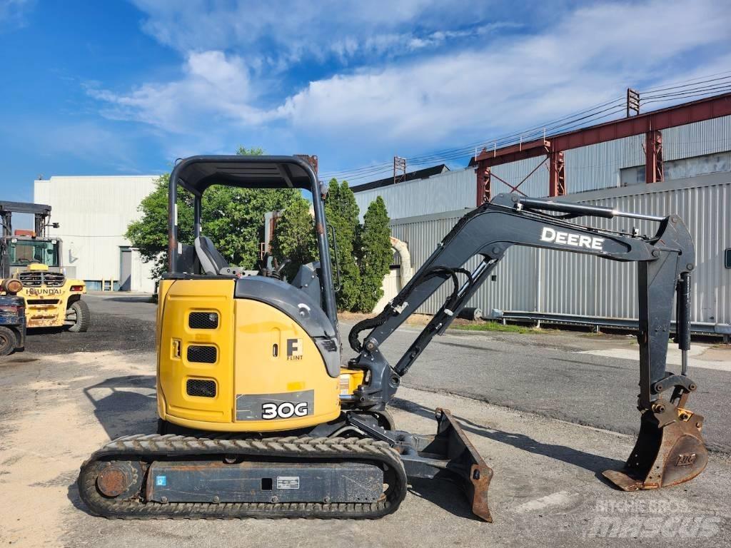 DEERE 30G Mini rýpadlá < 7t