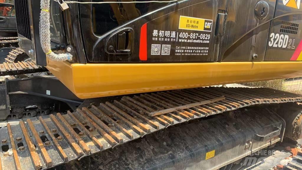 CAT 326 Pásové rýpadlá