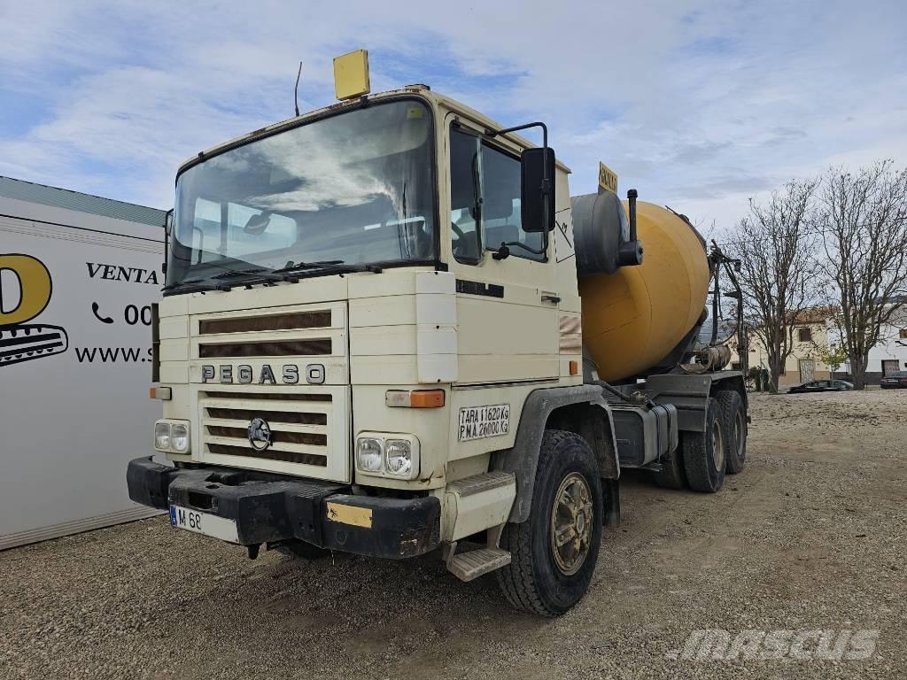 Pegaso 2323k Nákladné autá s čerpadlami betónu