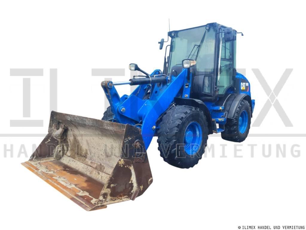 CAT 908 M Kolesové nakladače
