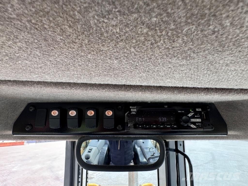 CAT D6N XL Pásové dozéry