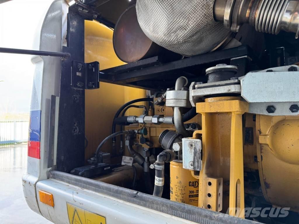 CAT M315D Kolesové rýpadlá