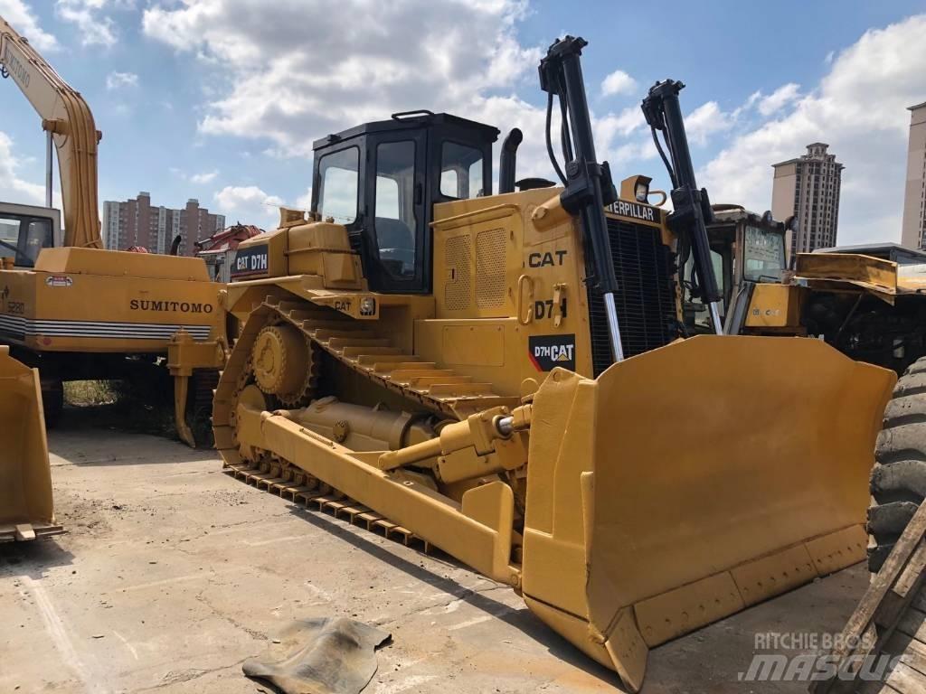 CAT D 7 H Pásové dozéry