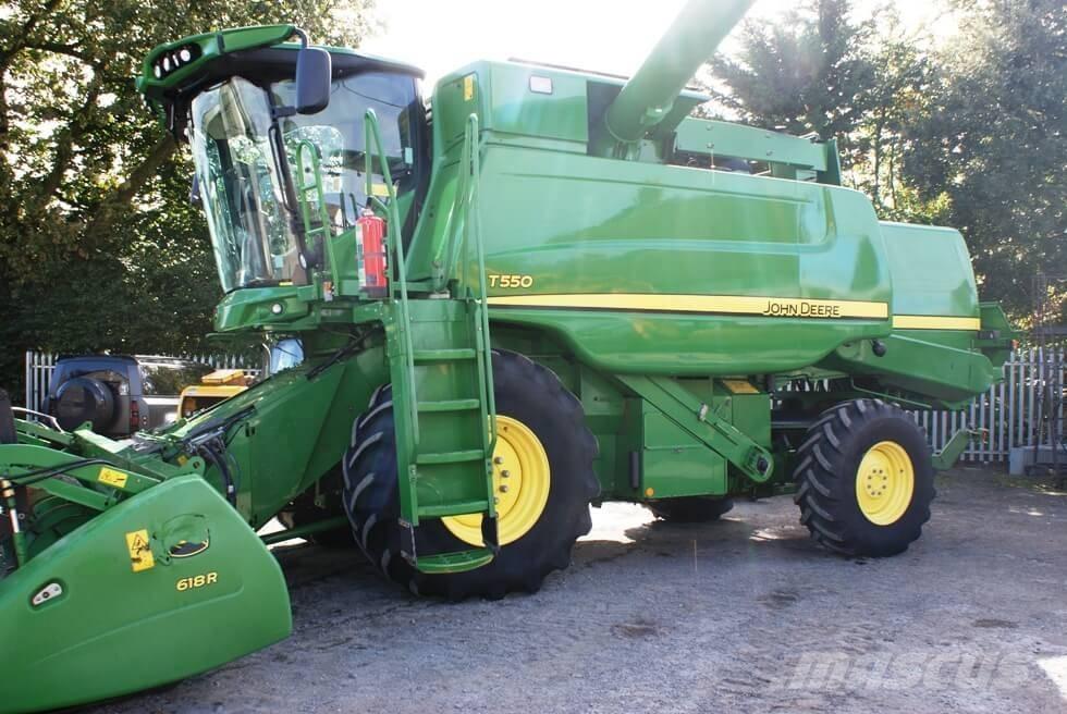 John Deere T 550 Kombinované zberacie stroje