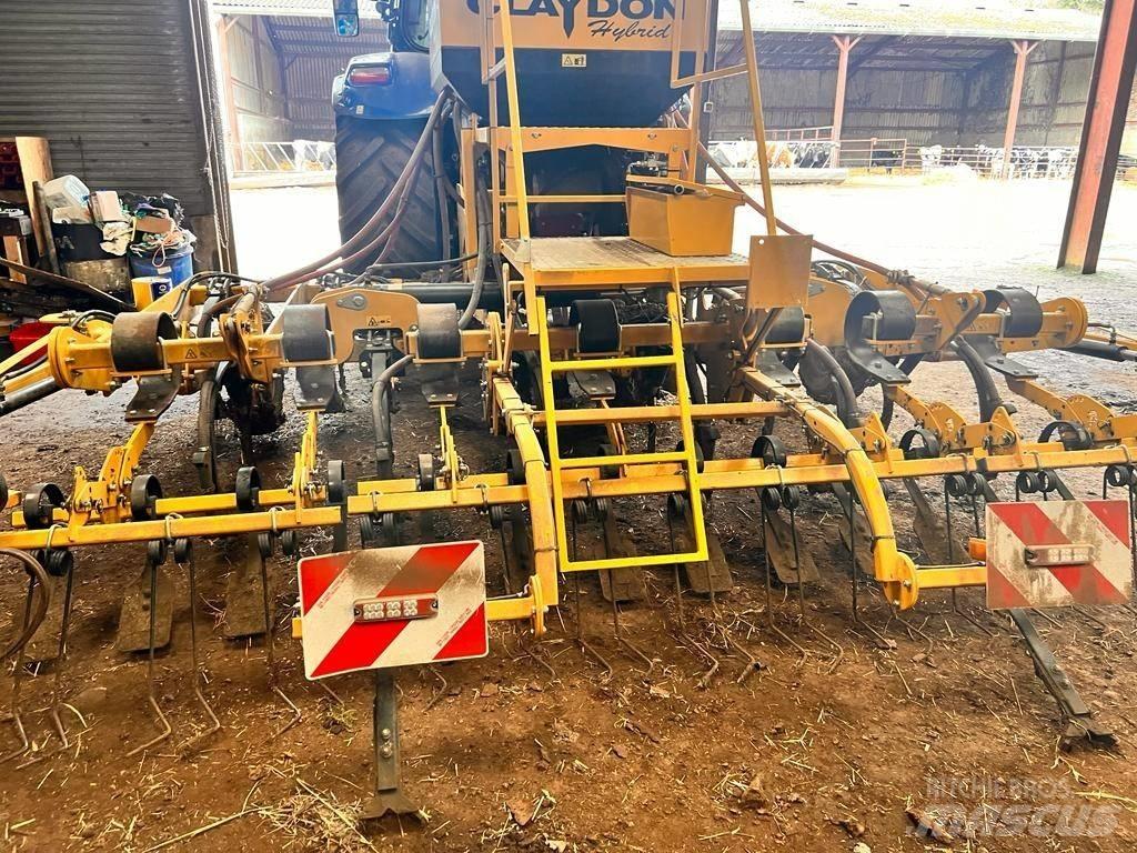 Claydon HYBRID 4 Mechanické sejačky