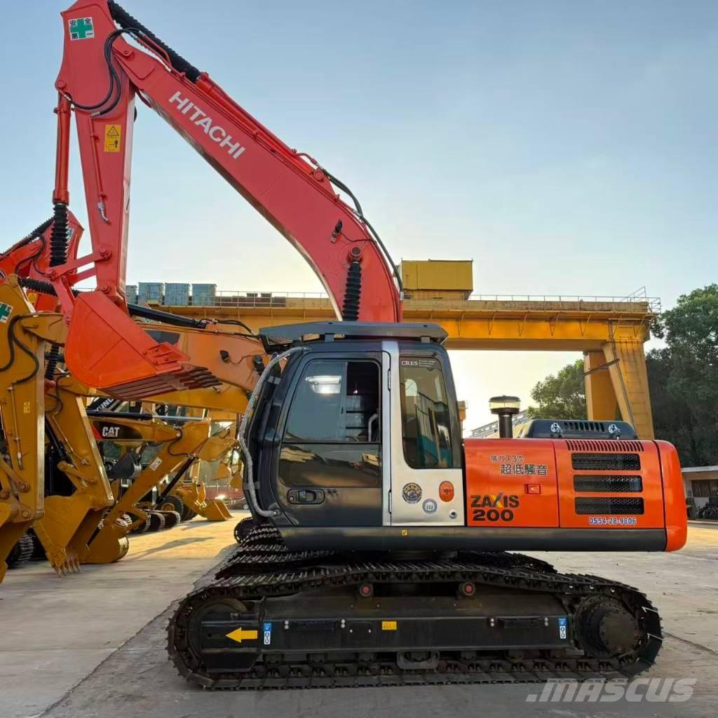 Hitachi ZX 200-3 Pásové rýpadlá