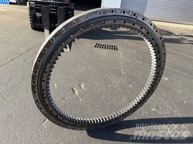 Volvo EW 140 BEARING Prevodovka
