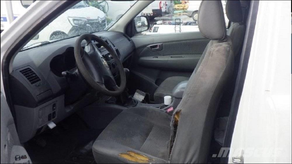 Toyota Hilux Nakladacia/sklápacia bočnica