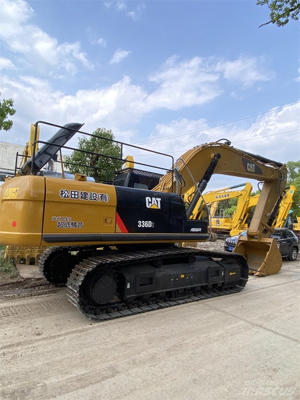 CAT cat336d Pásové rýpadlá