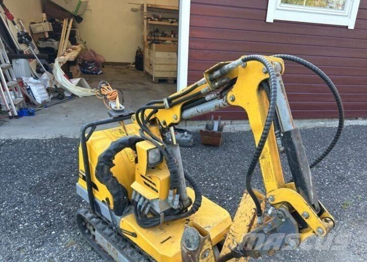 Brokk 40 Demolačné rýpadlá