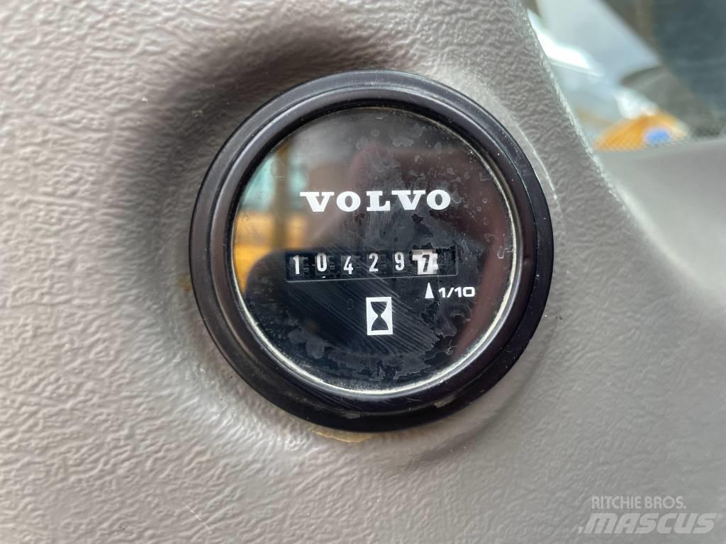 Volvo EC 480 E L Pásové rýpadlá