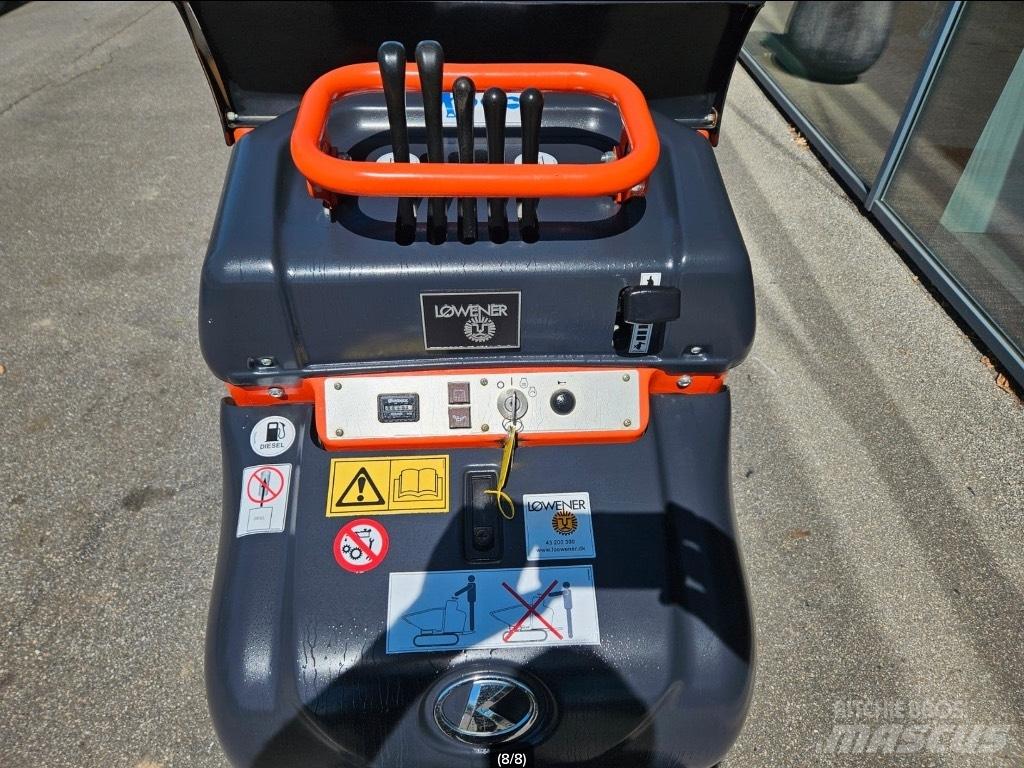 Kubota KC 70 Stavebné sklápače