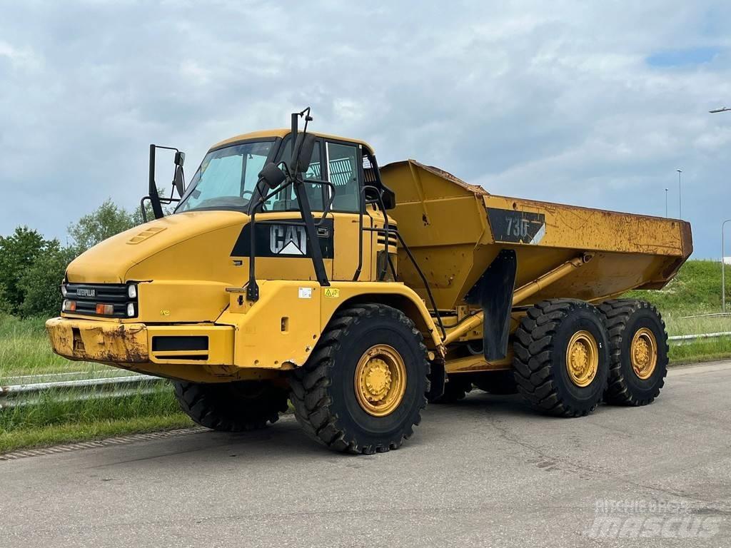 CAT 730 Kĺbové nákladné autá