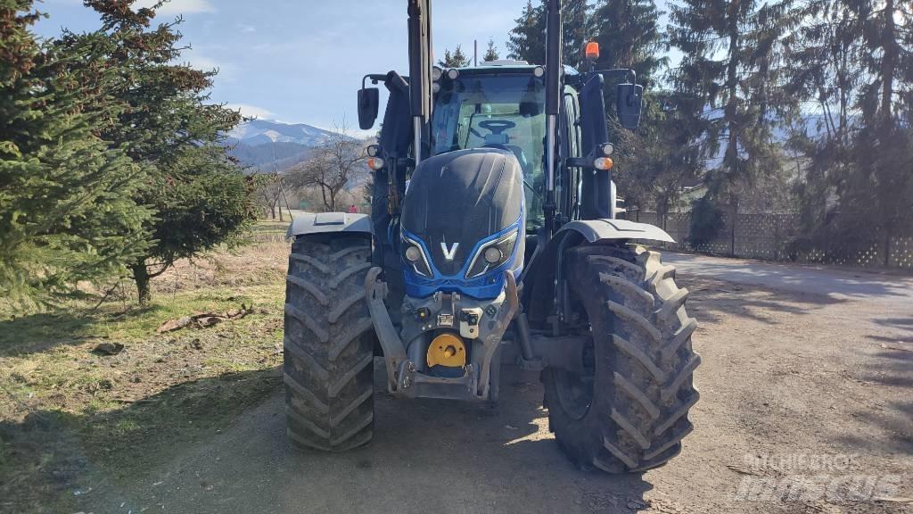 Valtra T174 eD Traktory