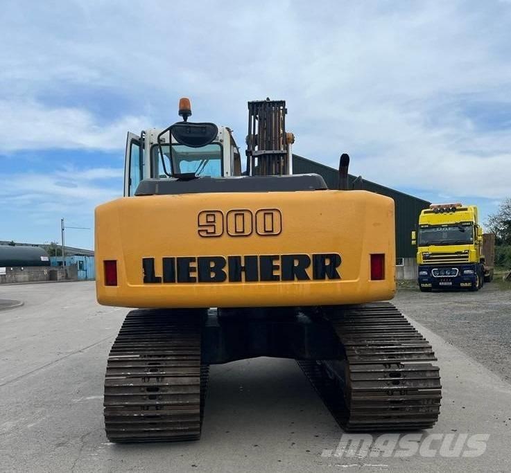 Liebherr R 900 C Pásové rýpadlá
