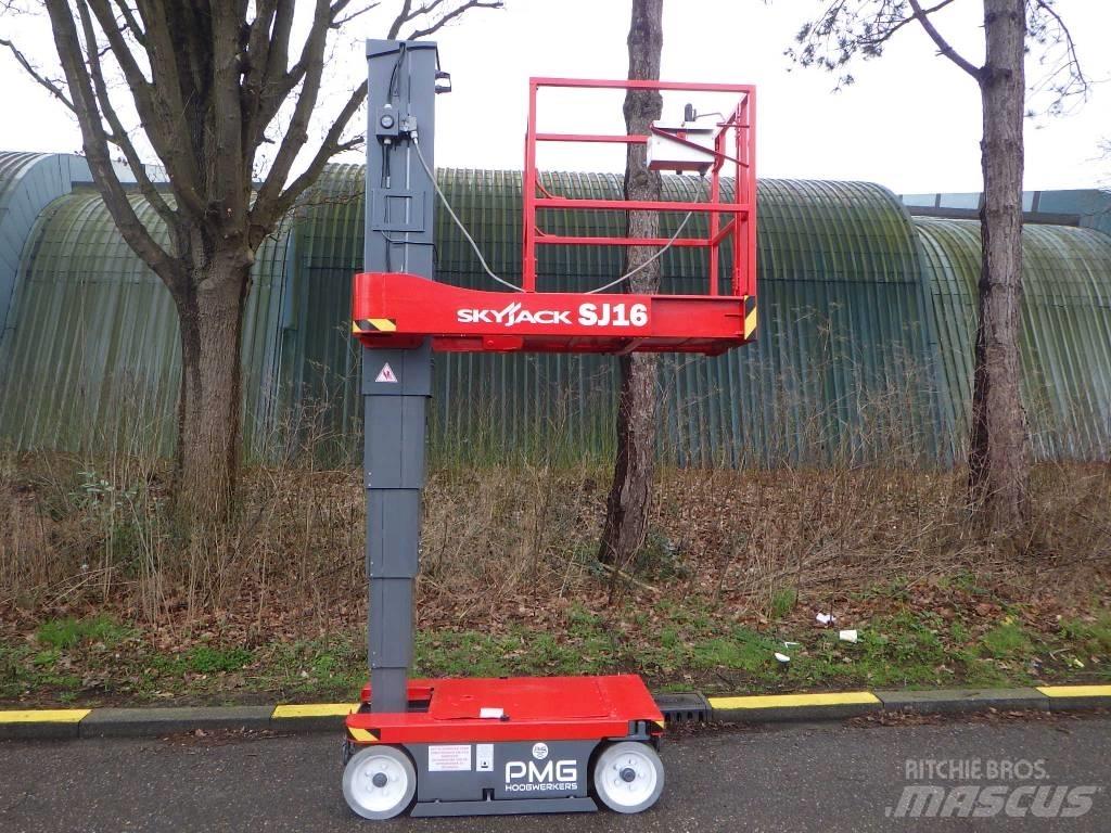 SkyJack SJ16 Vertikálne stĺpové výťahy