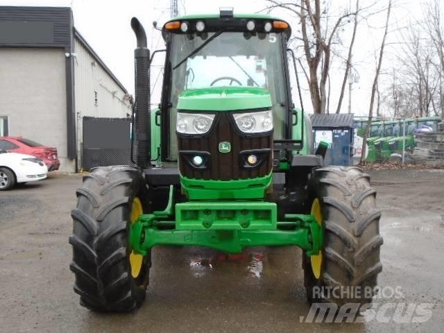 John Deere 6115 M Traktory
