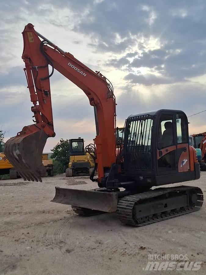 Doosan SOLAR 75V Špeciálne bagre