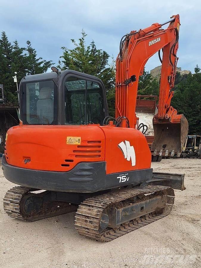 Doosan SOLAR 75V Špeciálne bagre