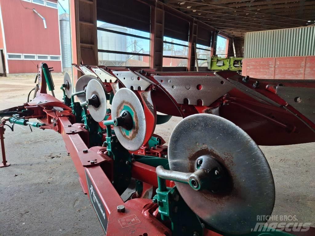Kverneland ED85 Dvojstranné pluhy