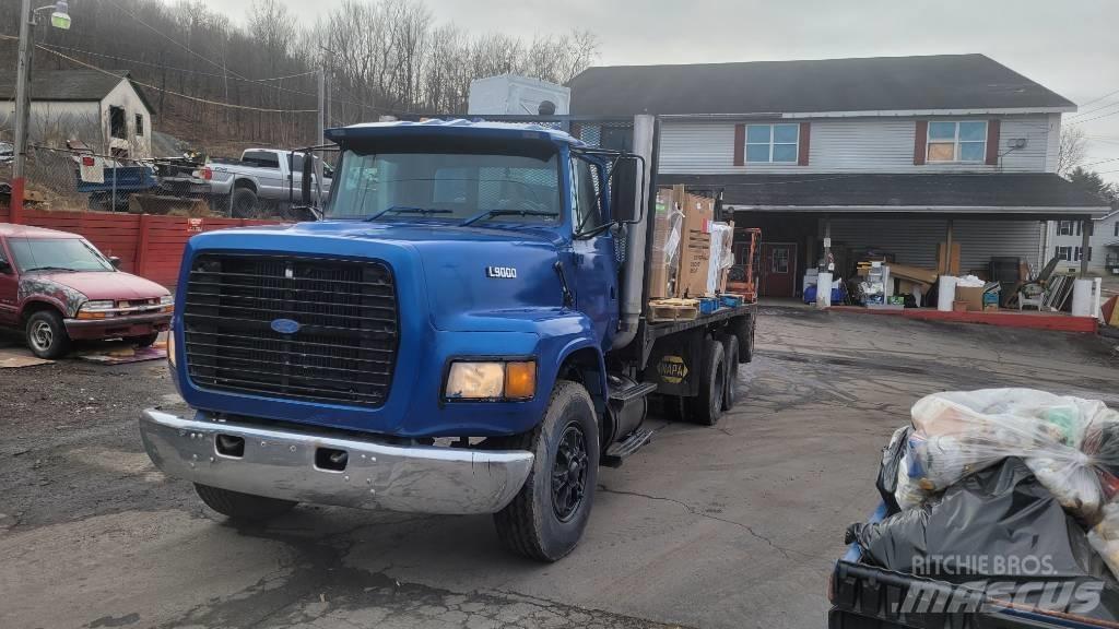 Ford F9000 Plošinové nákladné automobily/nákladné automobily so sklápacími bočnicami