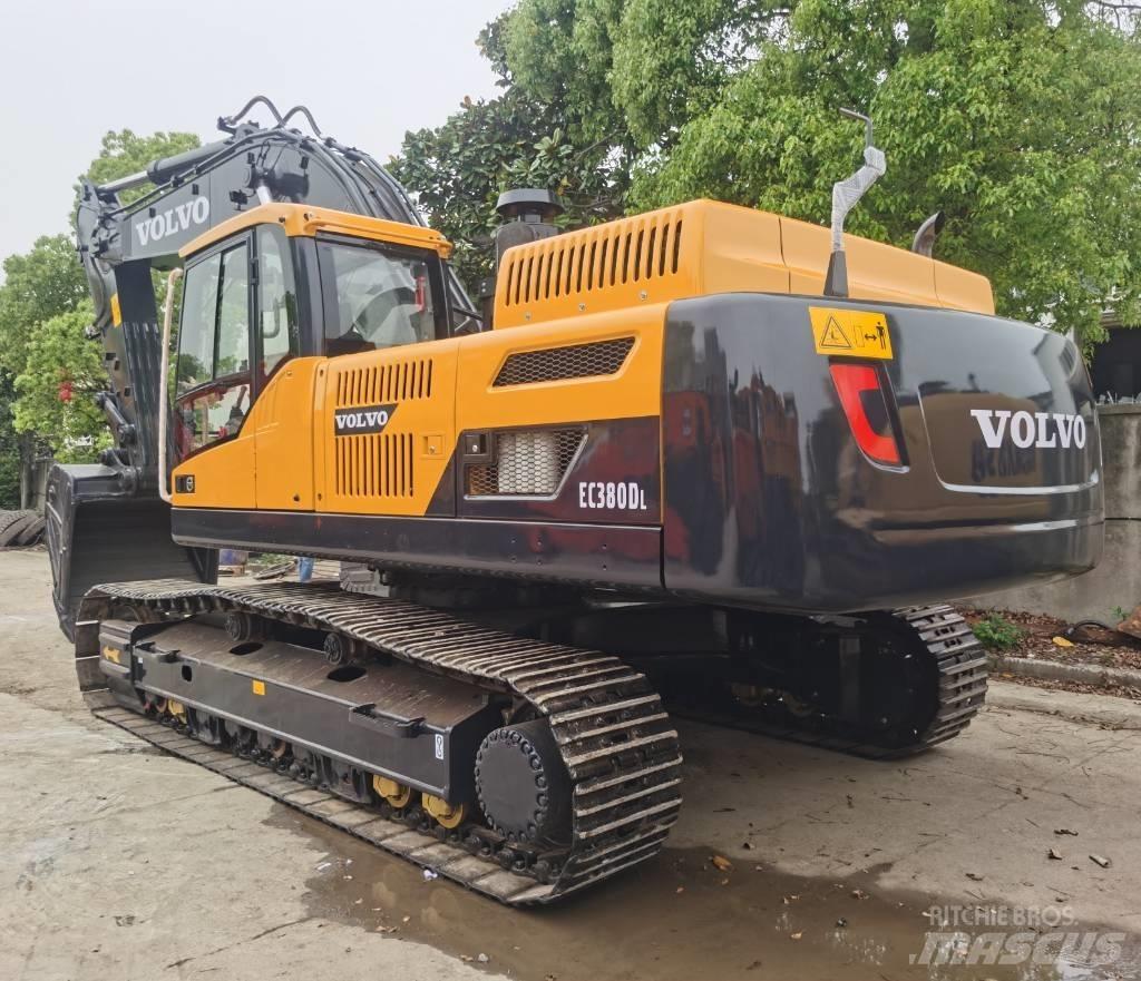 Volvo EC 380 D L Pásové rýpadlá