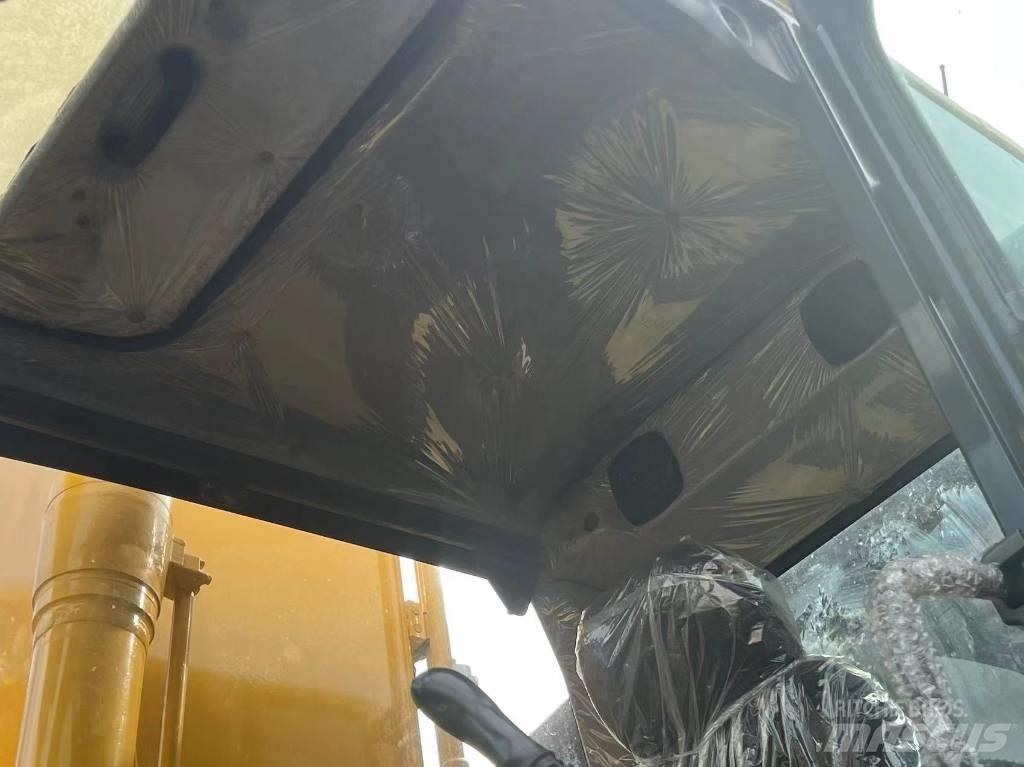 Komatsu PC 200 Midi rýpadlá 7 t - 12 t