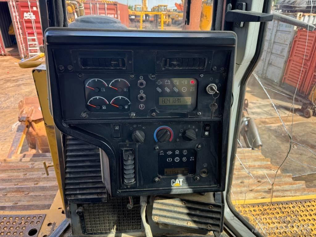 CAT D 6 R LGP Pásové dozéry