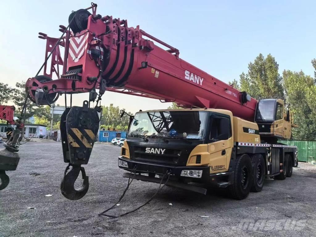 Sany 800T5 Univerzálne terénne žeriavy