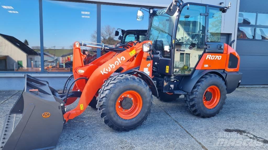 Kubota R 070 Kolesové nakladače