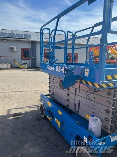 Genie GS 4047 Nožnicové zdvíhacie plošiny