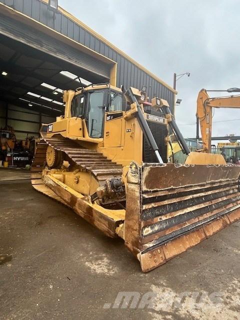 CAT D 6 T LGP Pásové dozéry
