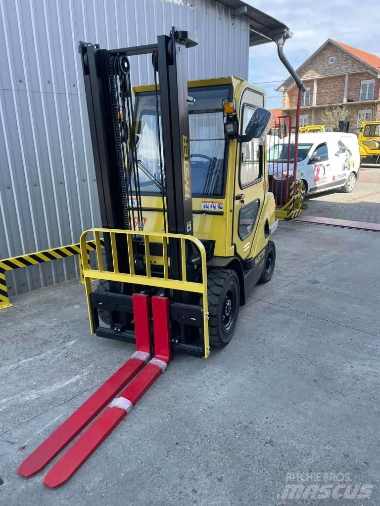 Hyster H2.5UT Dieselové vozíky