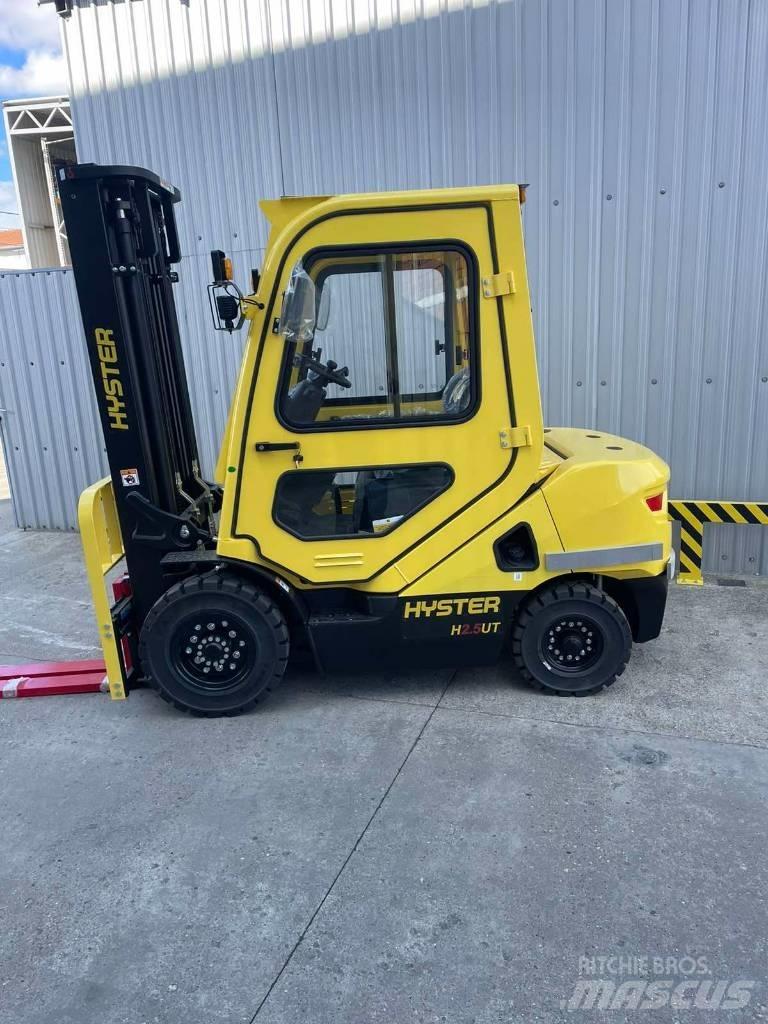 Hyster H2.5UT Dieselové vozíky