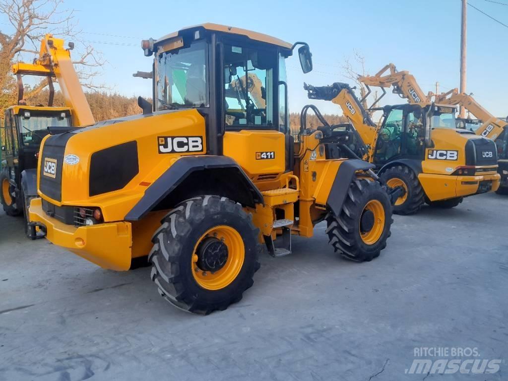 JCB 411 Kolesové nakladače