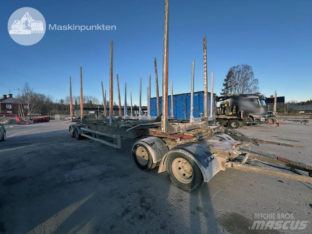 Parator SV 18-18 Prívesy na prepravu dreva