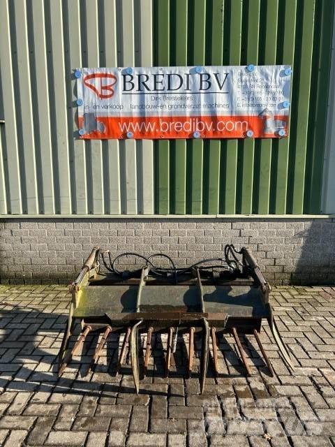 JCB Pelikan bak Lopaty