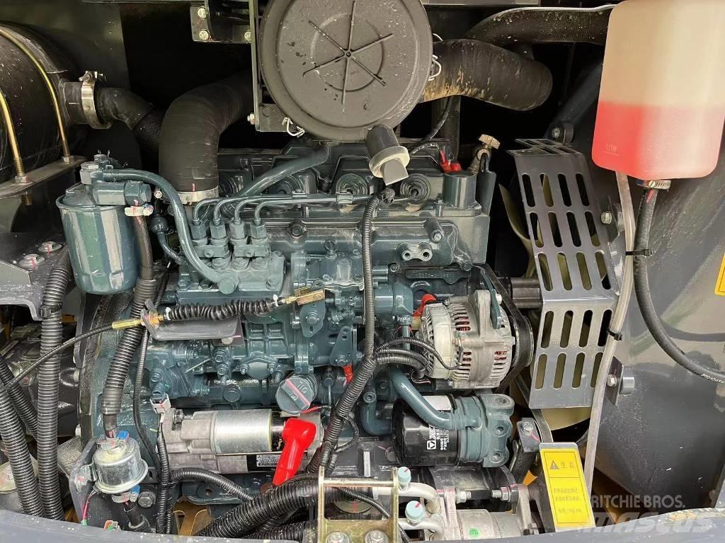 XCMG XE 55 DA Pásové rýpadlá