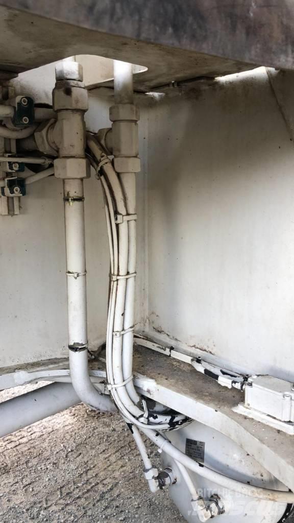 Liebherr LG 1550 Univerzálne terénne žeriavy