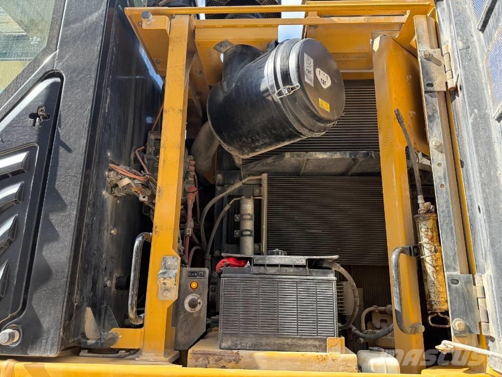 CAT 335 F L CR Pásové rýpadlá