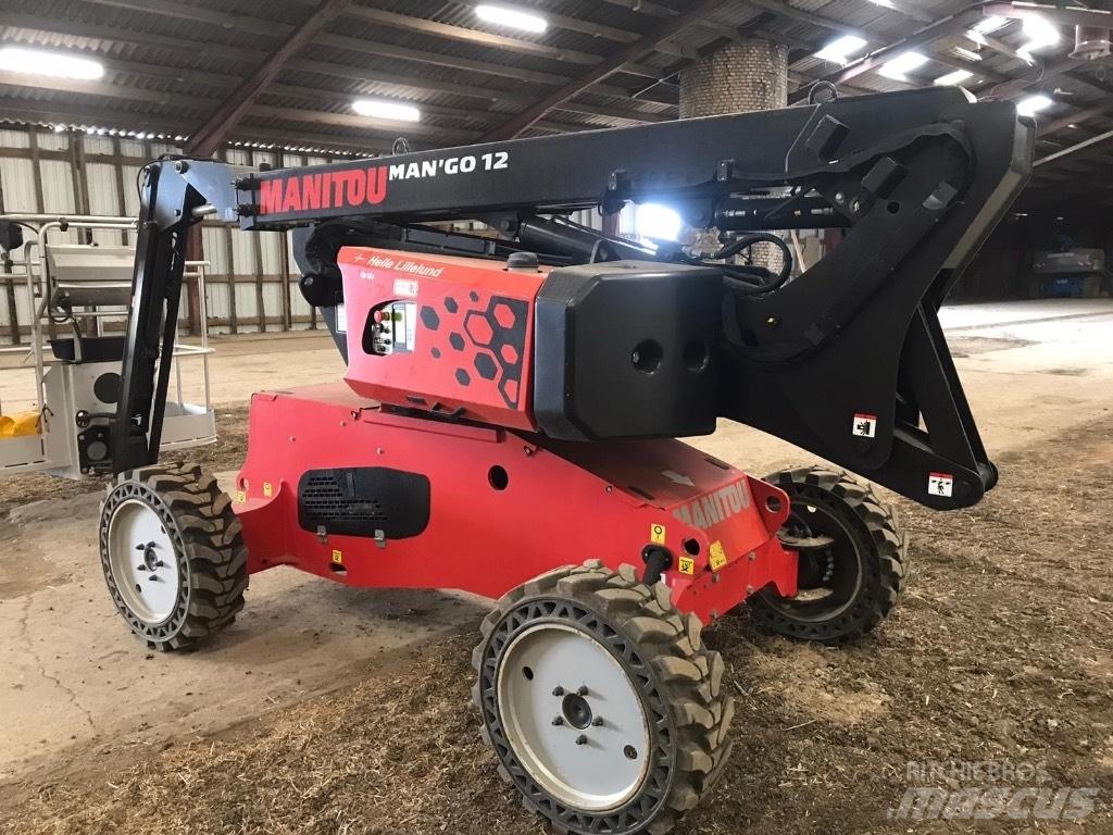 Manitou ManGo 12 Kĺbové plošiny