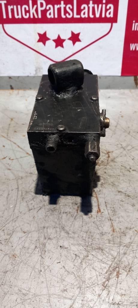 DAF XF 105.   1450903 Hydraulika