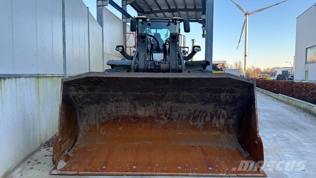 Hidromek HMK 640 WL Kolesové dozéry