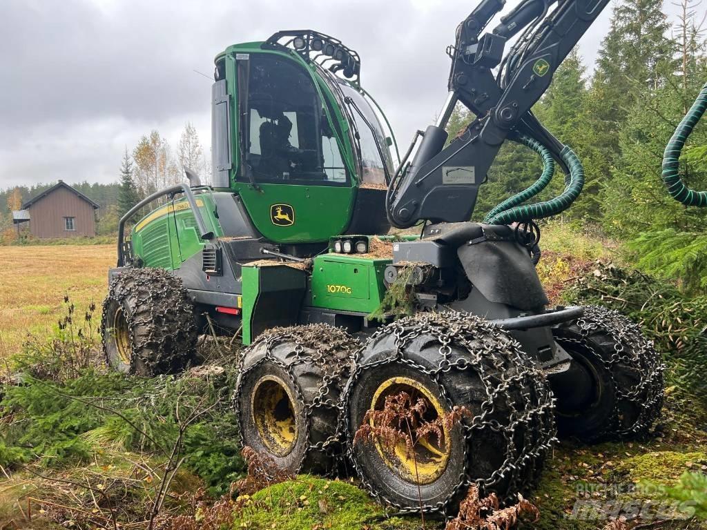 John Deere 1070G Harvestory