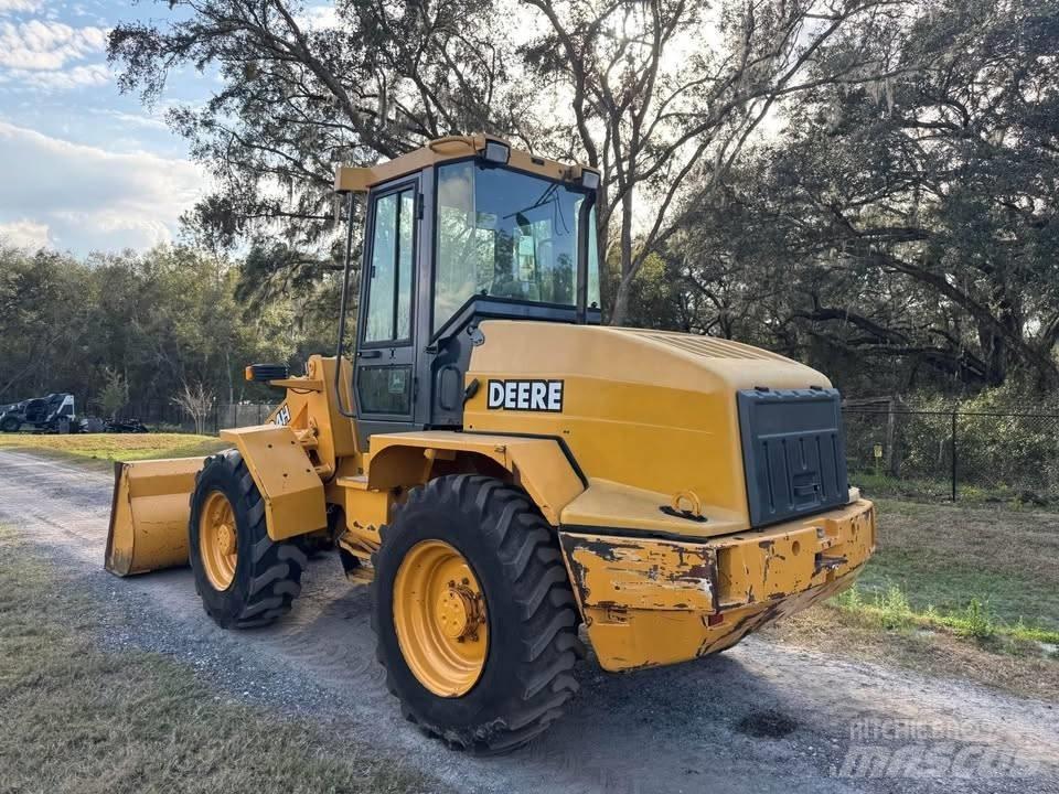 John Deere 324h Kolesové nakladače